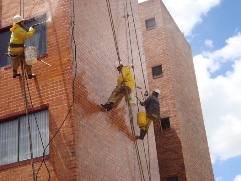 Los 5 Mejores Consejos para Contratar una Empresa de Aseo en Bogotá Confiable.