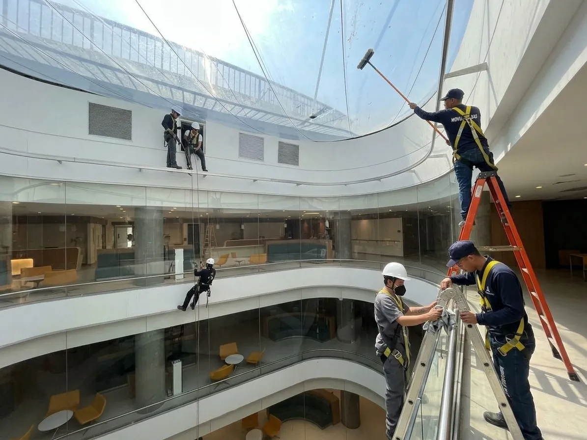 Servicio de limpieza para edificios residenciales en Bogotá